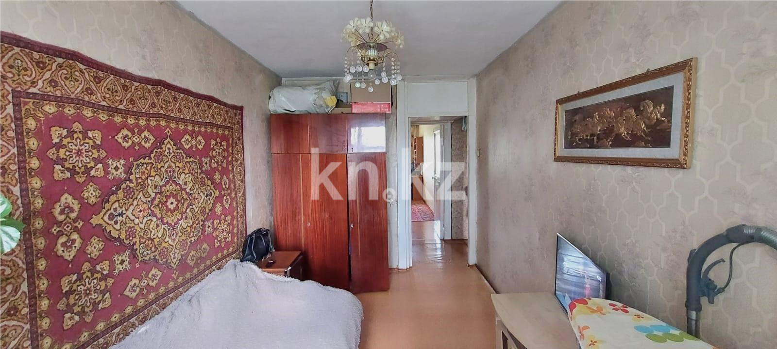 Продажа 3-комнатной квартиры, 59 м², пр. Назарбаева, дом  63 в Караганде - фото 6