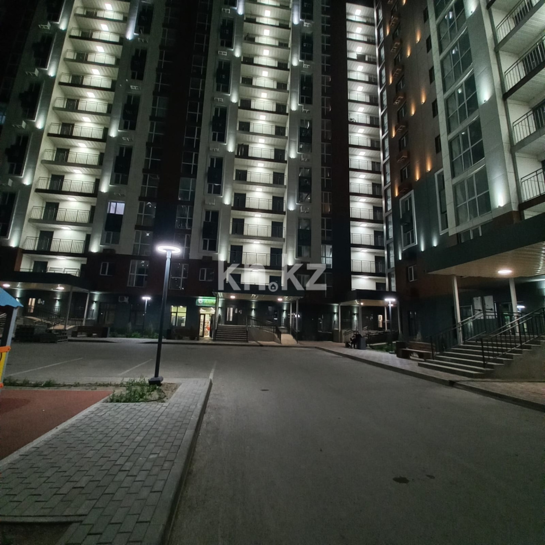 Продажа 2-комнатной квартиры, 43 м², ул. Муканова, дом  78/3 в Караганде - фото 4