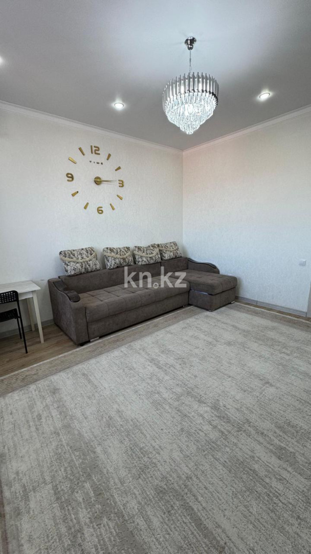 Продажа 3-комнатной квартиры, 84 м², ул. Муканова, дом  51/8 в Караганде - фото 2