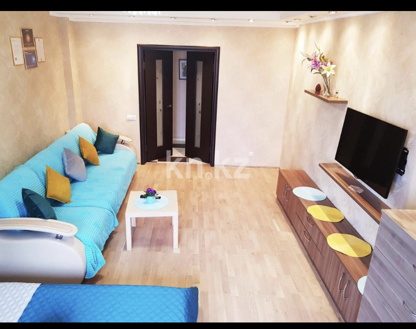 Аренда 1-комнатной квартиры, 37 м² в Астане