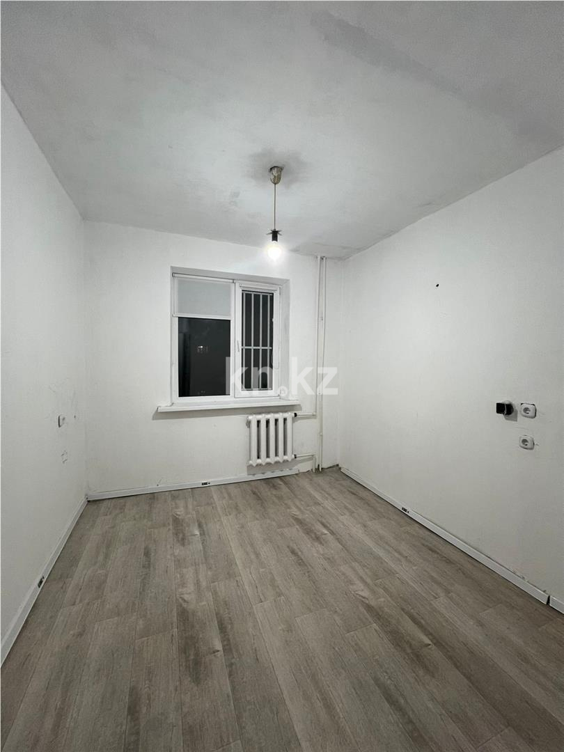 Продажа 1-комнатной квартиры, 41 м², мкр. Степной-4, дом  28 в Караганде - фото 3