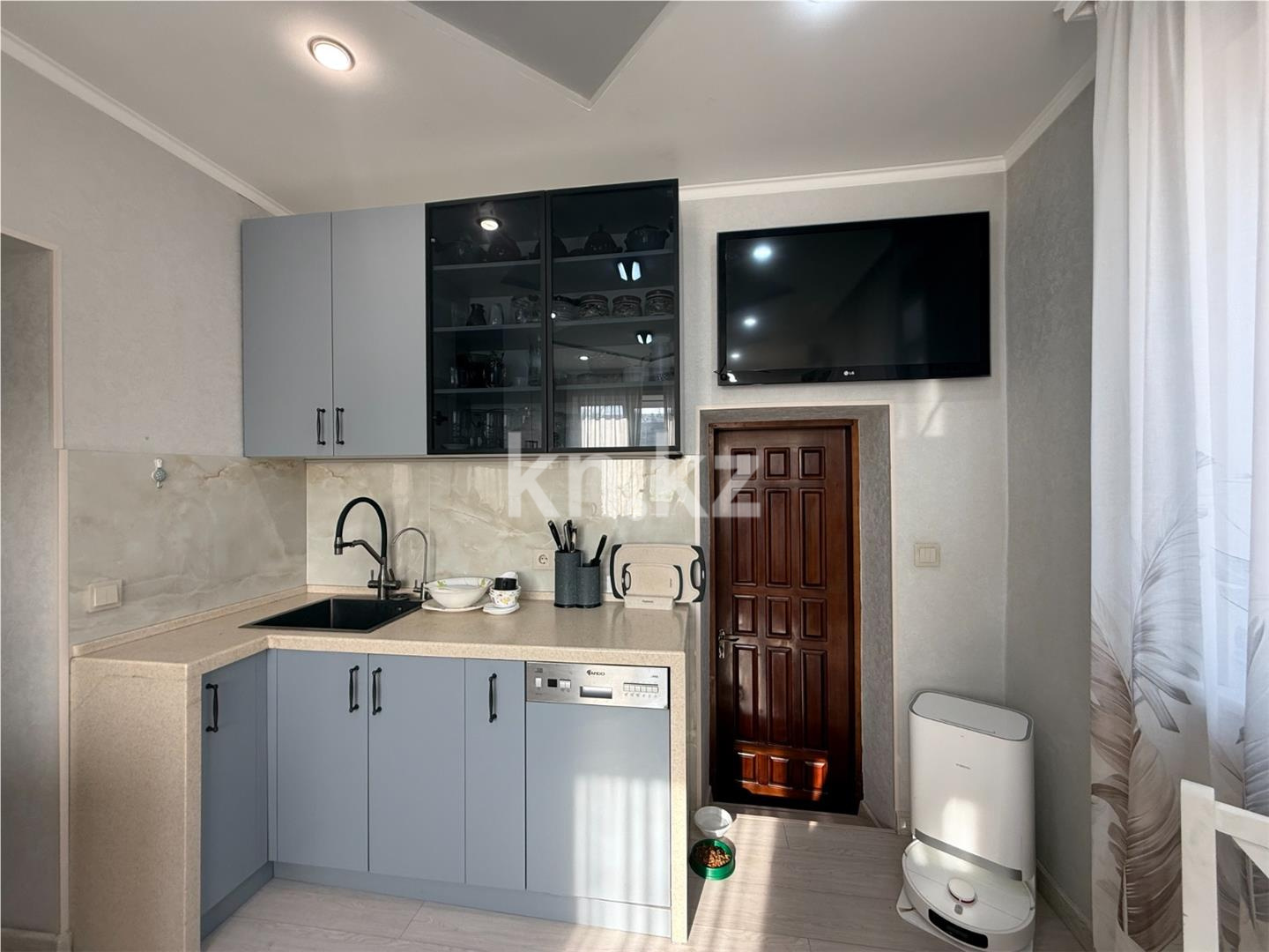 Продажа 7-комнатного дома, 300 м² в Караганде - фото 17