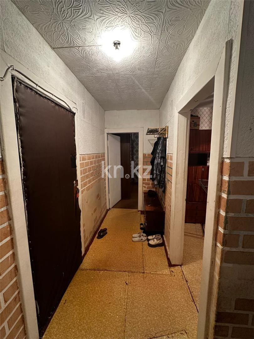Продажа 2-комнатной квартиры, 44 м², мкр-н 18 в Караганде - фото 8