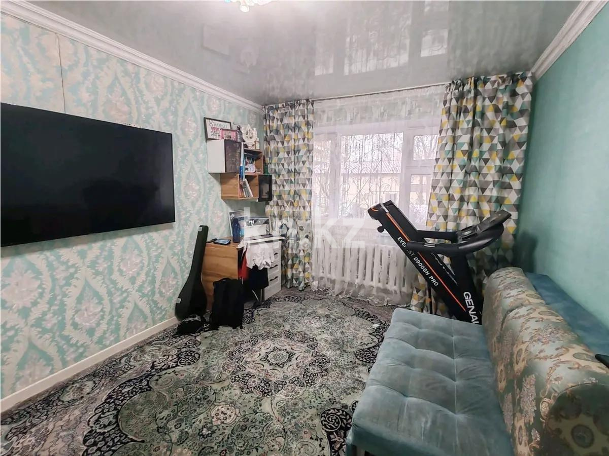 Продажа 3-комнатной квартиры, 60 м², ул. Торайгырова, дом  1 в Астане