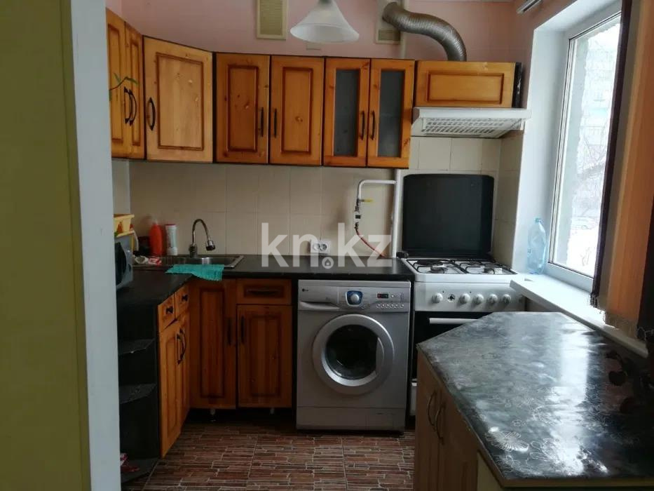 Продажа 3-комнатной квартиры, 62 м², ул. Университетская в Караганде - фото 4