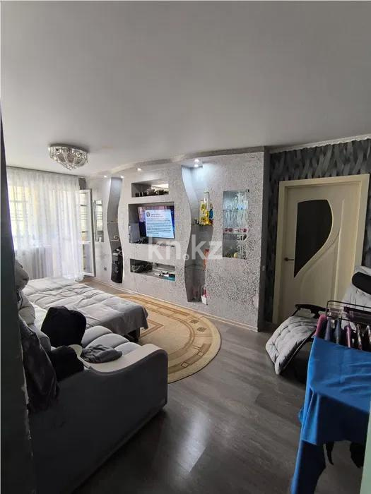 Продажа 3-комнатной квартиры, 63 м², мкр-н Восток-1, дом  6/2 в Караганде