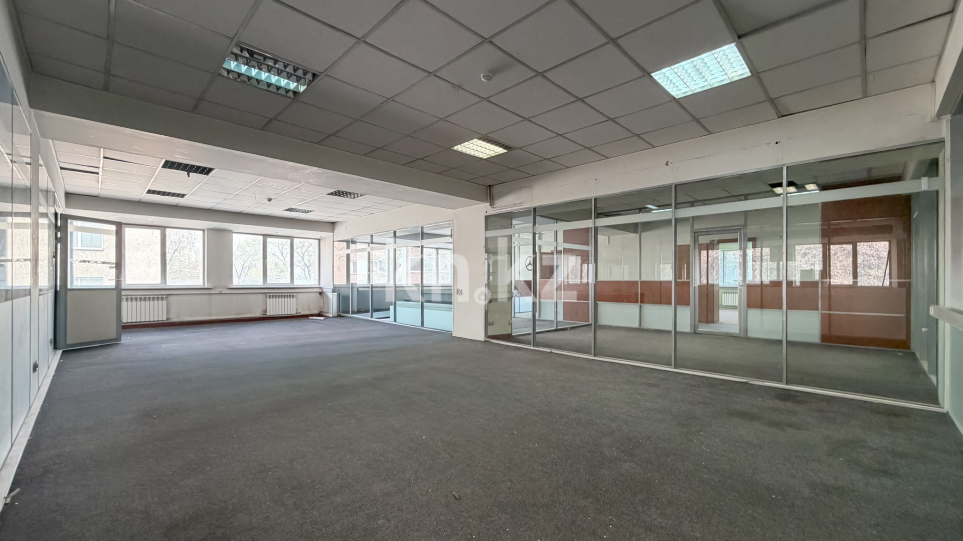 Продажа помещения, 911 м² в Алматы - фото 38