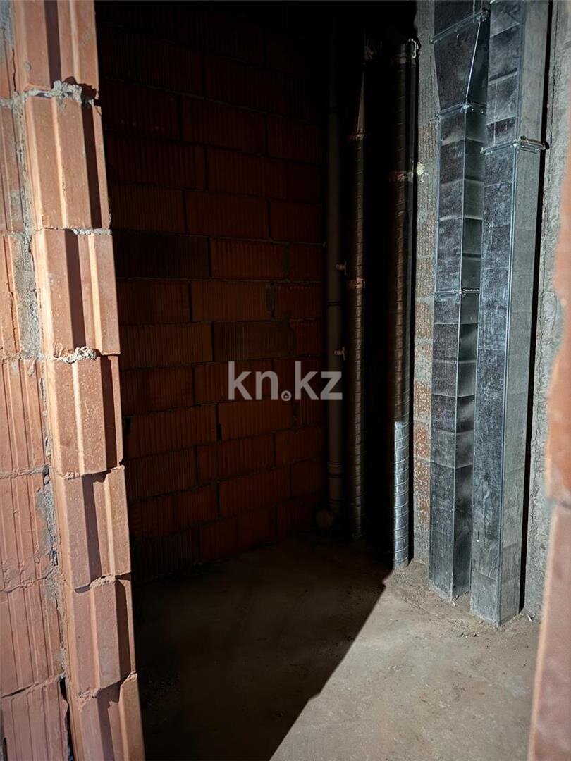 Продажа 3-комнатной квартиры, 107 м² в Караганде - фото 12