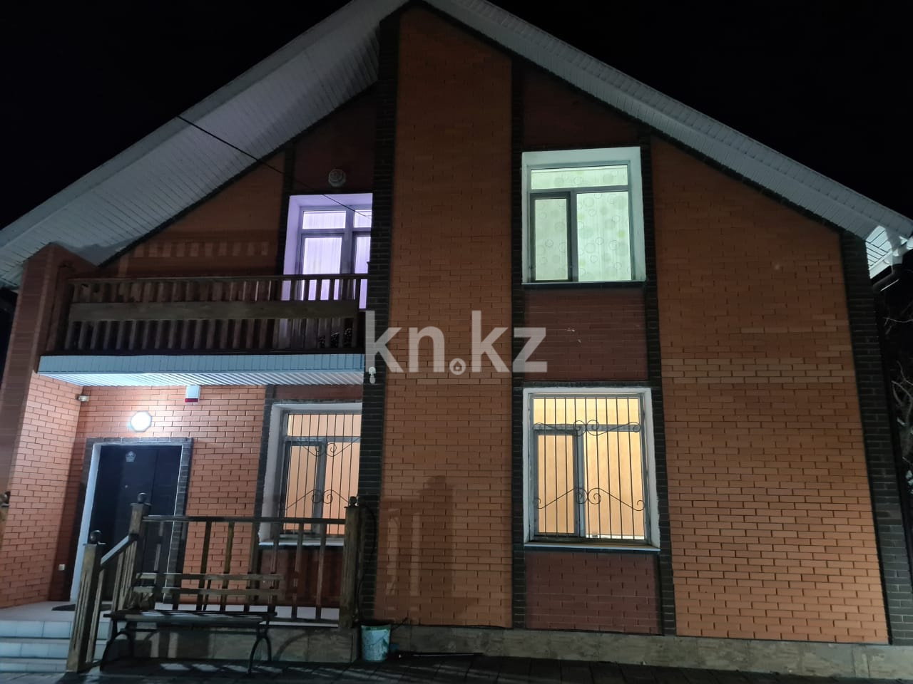 Продажа 5-комнатного дома, 156.7 м², Шолохова, дом  5 в Атырау