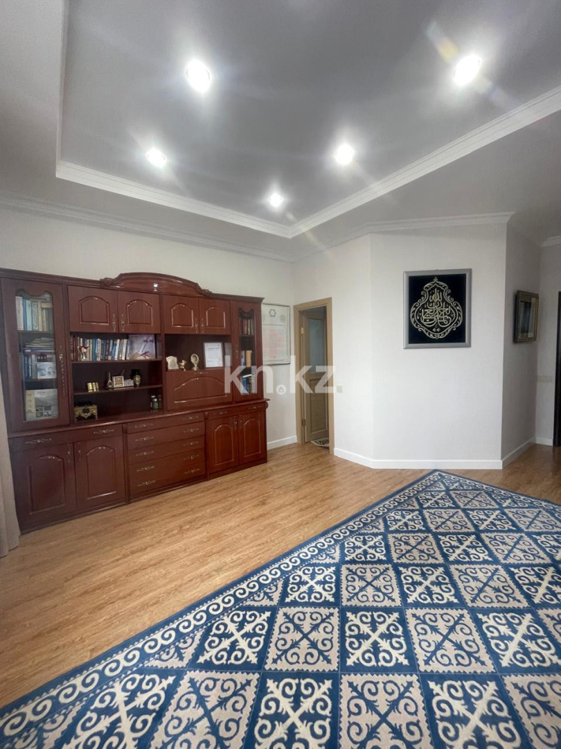 Продажа 4-комнатной квартиры, 140 м², пр. Момышулы в Астане - фото 13