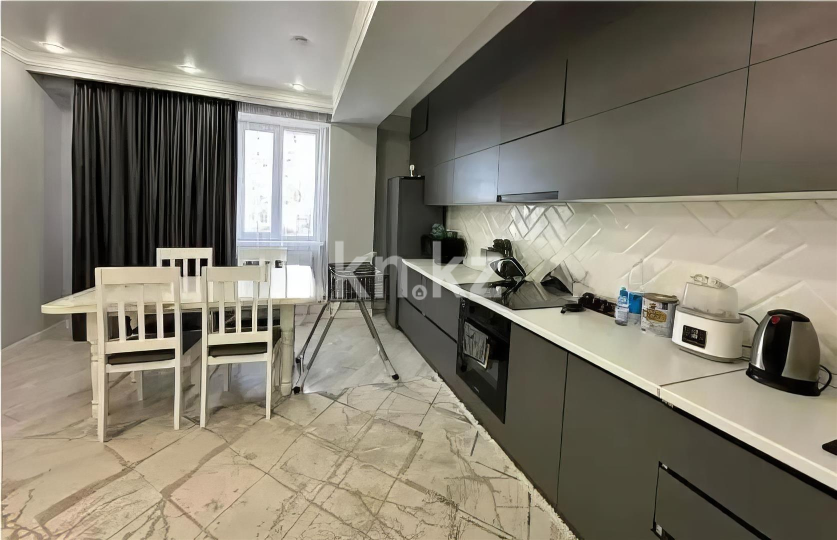 Продажа 4-комнатной квартиры, 120 м² в Астане