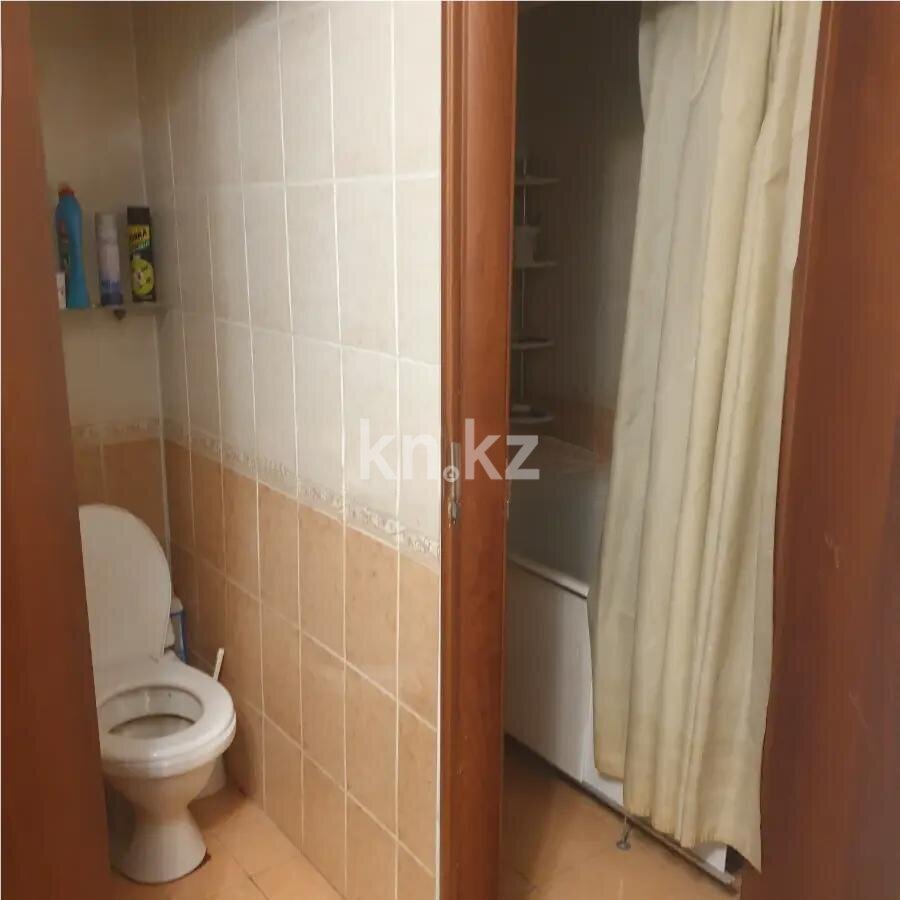 Продажа 3-комнатной квартиры, 65.2 м² в Алматы - фото 3
