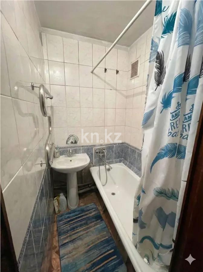Продажа 3-комнатной квартиры, 61.7 м², ул. Казыбек би, дом  183 в Алматы - фото 6