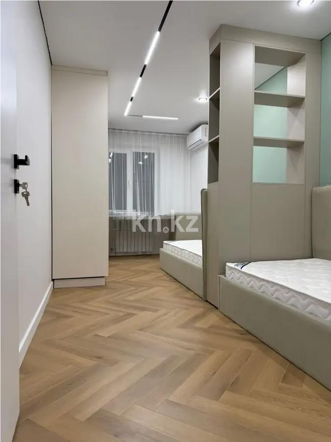 Продажа 3-комнатной квартиры, 59 м², ул. Айманова, дом  33 в Алматы - фото 3