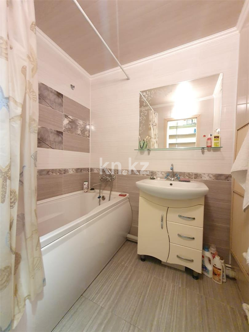 Продажа 3-комнатной квартиры, 71 м², ул. Караганды в Темиртау - фото 11
