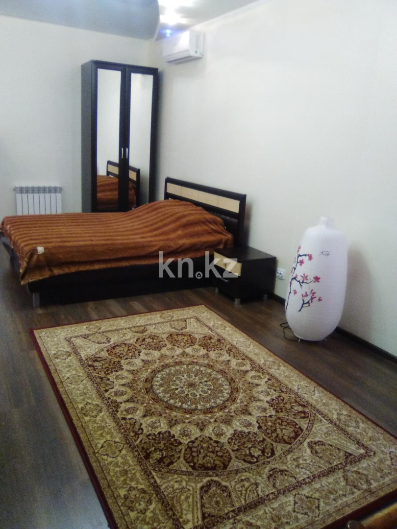 Аренда 1-комнатной квартиры посуточно, 45 м², ул. Победы, дом  105 в Уральске - фото 6