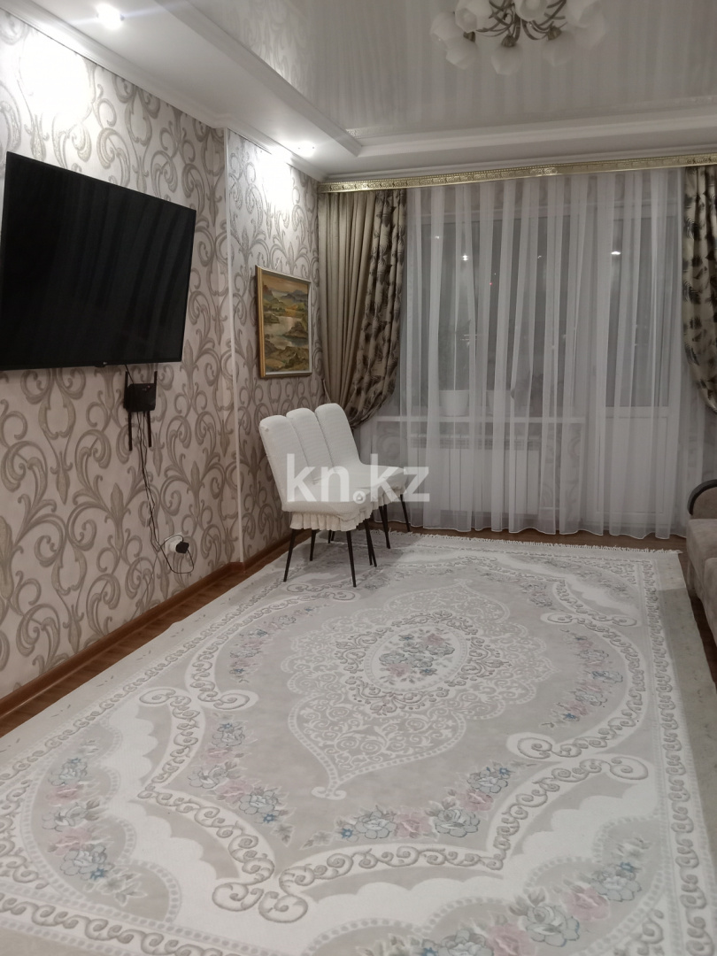 Продажа 3-комнатной квартиры, 90 м² в Караганде