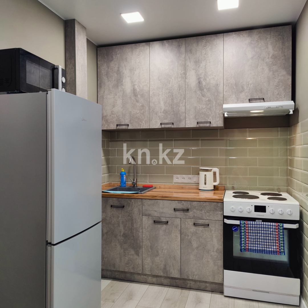 Аренда 1-комнатной квартиры посуточно, 35 м², ул. Гапеева, дом  6 в Караганде - фото 4