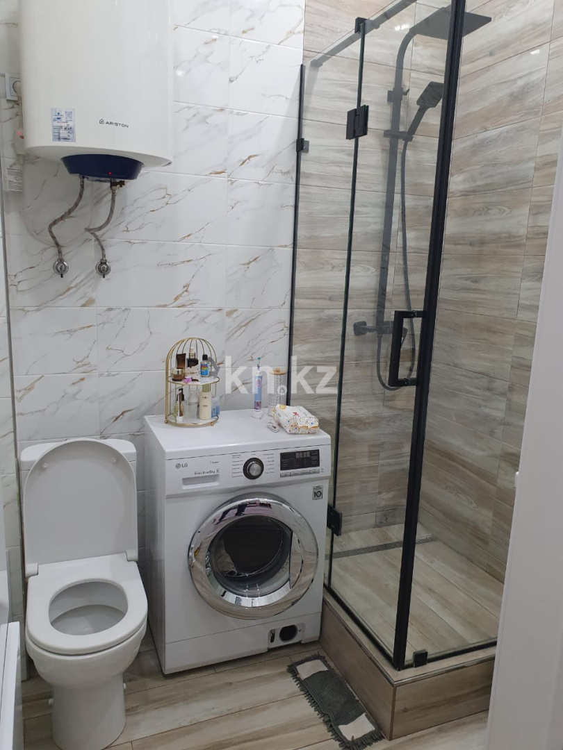 Продажа 3-комнатной квартиры, 77 м² в Караганде - фото 3