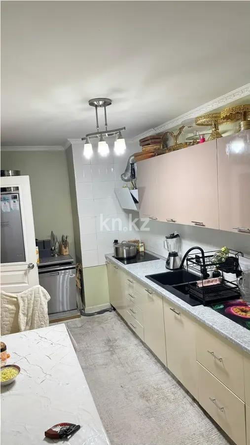 Продажа 2-комнатной квартиры, 67 м², мкр. Аккент, дом  9 в Алматы - фото 3