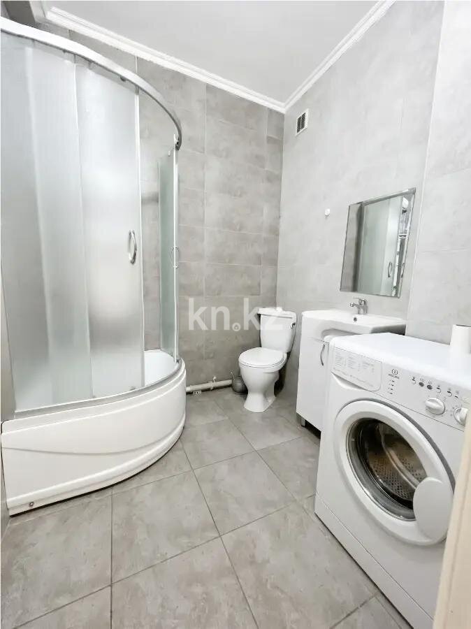 Продажа 2-комнатной квартиры, 67 м² в Алматы - фото 4