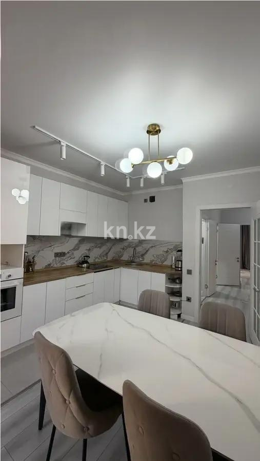 Продажа 2-комнатной квартиры, 65.5 м² в Алматы - фото 3