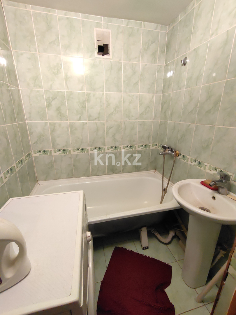 Продажа 2-комнатной квартиры, 48 м², ул. Штурманская, дом  1/7 в Караганде - фото 8