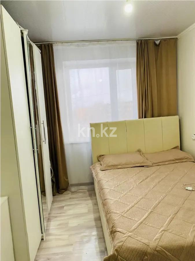 Продажа 3-комнатной квартиры, 47 м², мкр-н 13, дом  8 в Караганде - фото 2