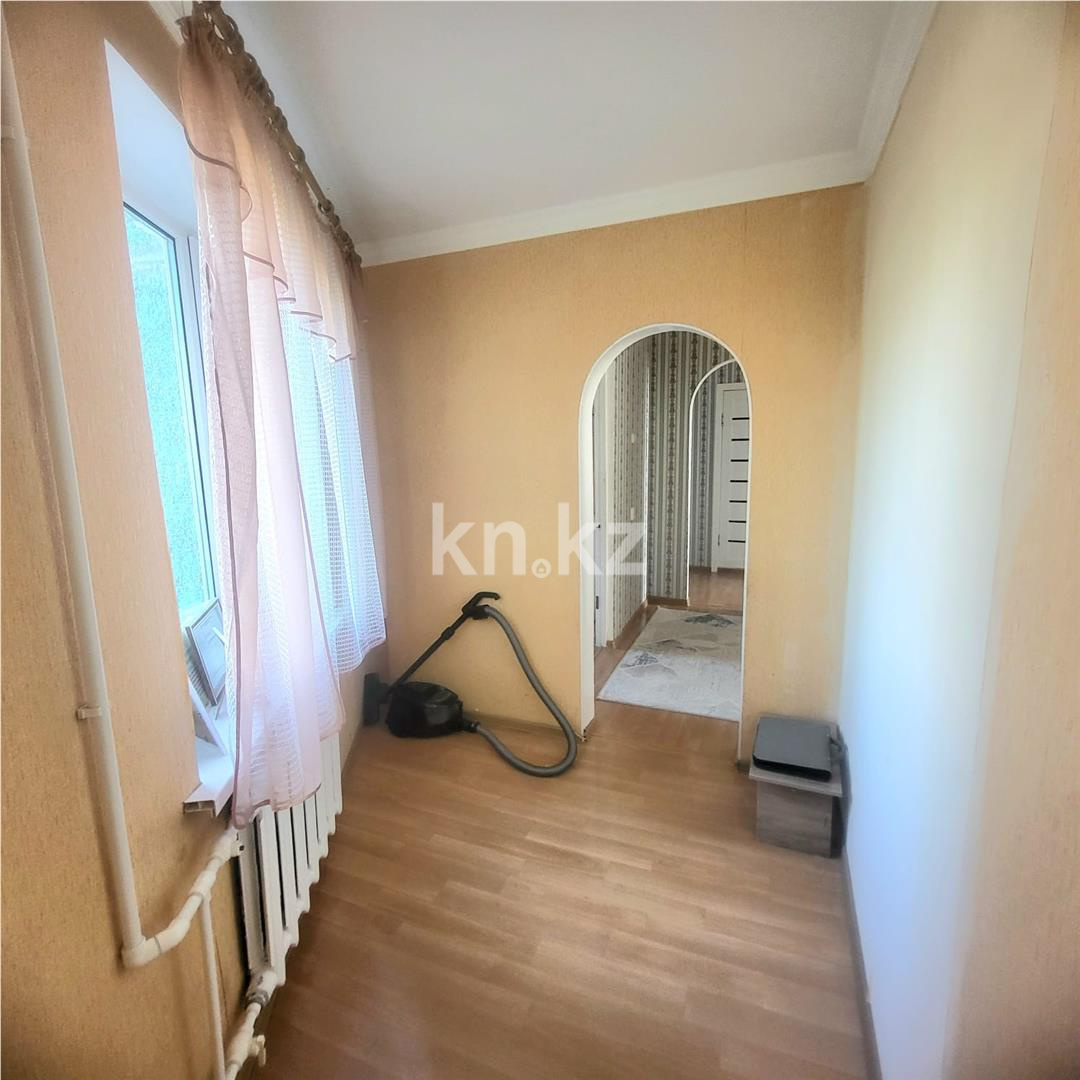 Продажа 4-комнатной квартиры, 85 м², мкр-н 8, дом  119 в Темиртау - фото 14