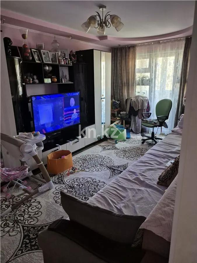 Продажа 3-комнатной квартиры, 63 м², мкр-н 10, дом  22 в Алматы