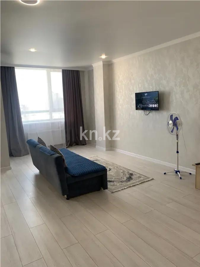 Продажа 2-комнатной квартиры, 65.2 м², пр. Тауелсыздык, дом  34/2 в Астане