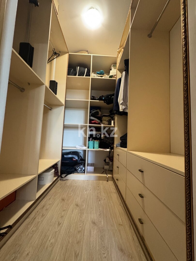 Продажа 4-комнатной квартиры, 171.7 м² в Астане - фото 14