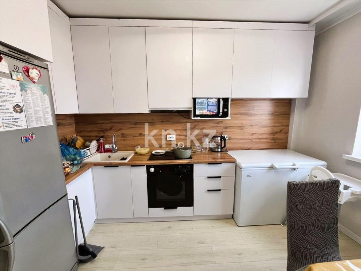 Продажа 2-комнатной квартиры, 60 м², ул. Сарыарка, дом  19 в Караганде - фото 6