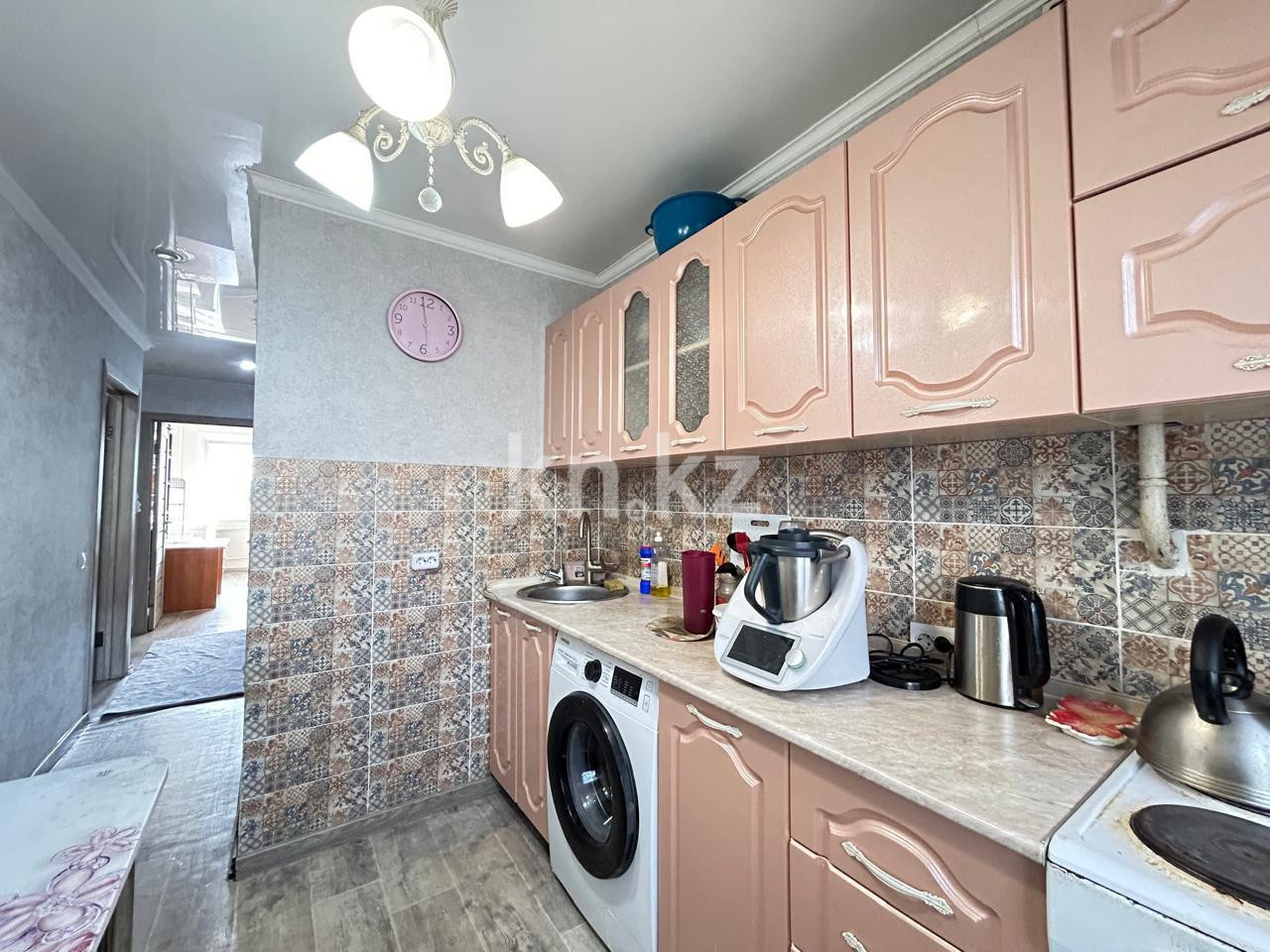 Продажа 3-комнатной квартиры, 63 м², ул. Университетская в Караганде - фото 8