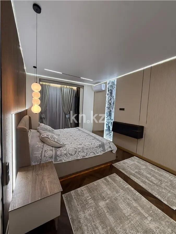 Продажа 2-комнатной квартиры, 92.8 м² в Алматы - фото 2