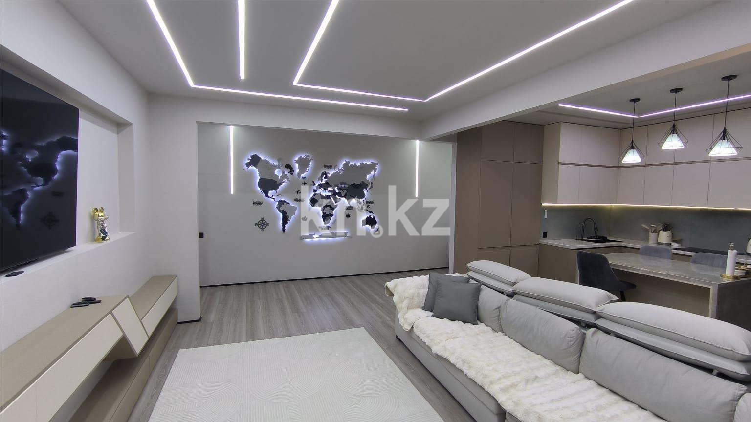 Продажа 4-комнатной квартиры, 107 м², ул. Муканова в Караганде - фото 4