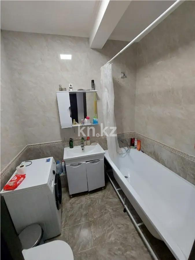 Продажа 2-комнатной квартиры, 53.6 м², ул. Байтерекова, дом  53 в Алматы - фото 4