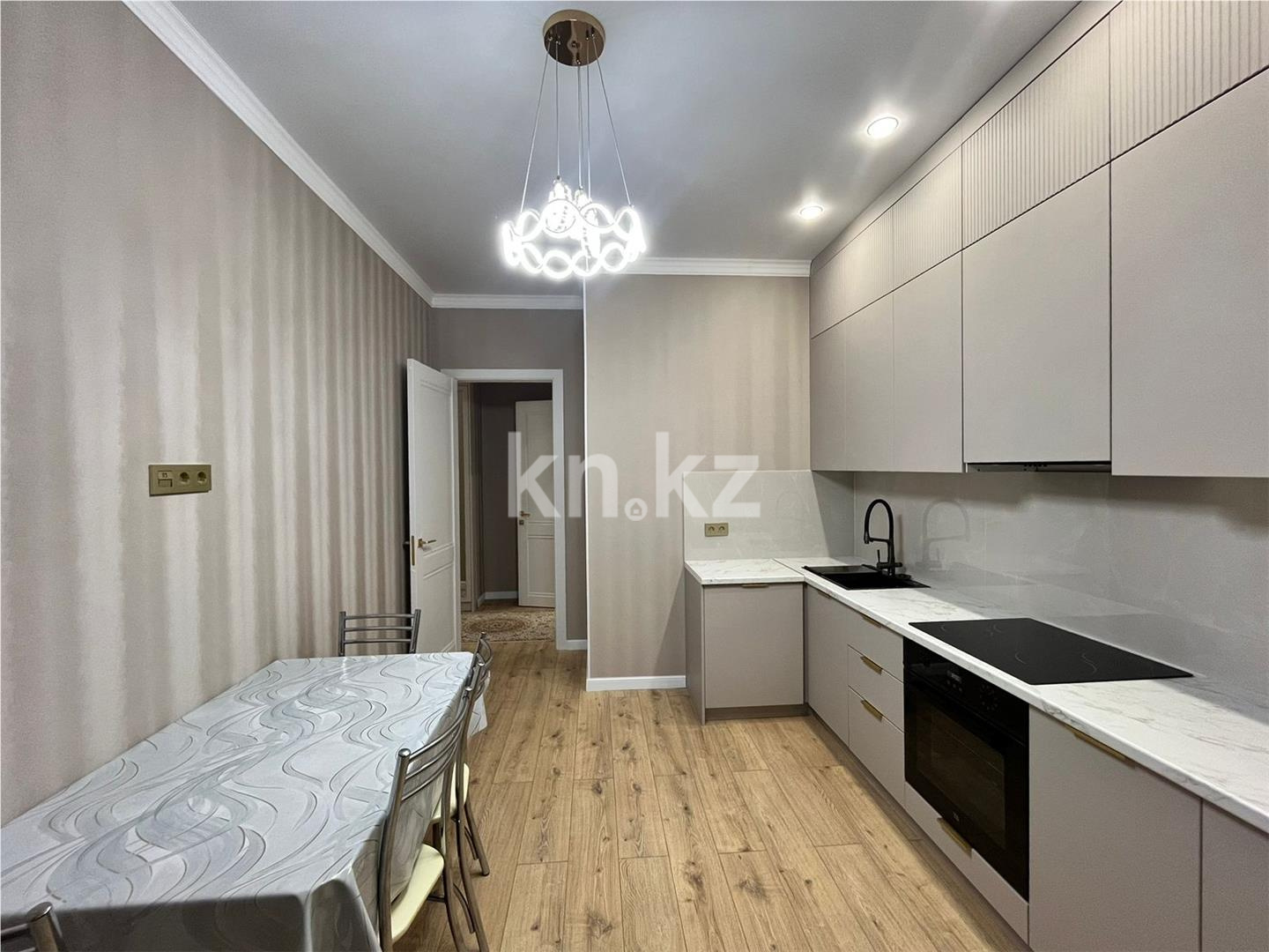 Продажа 2-комнатной квартиры, 55.4 м² в Астане - фото 3