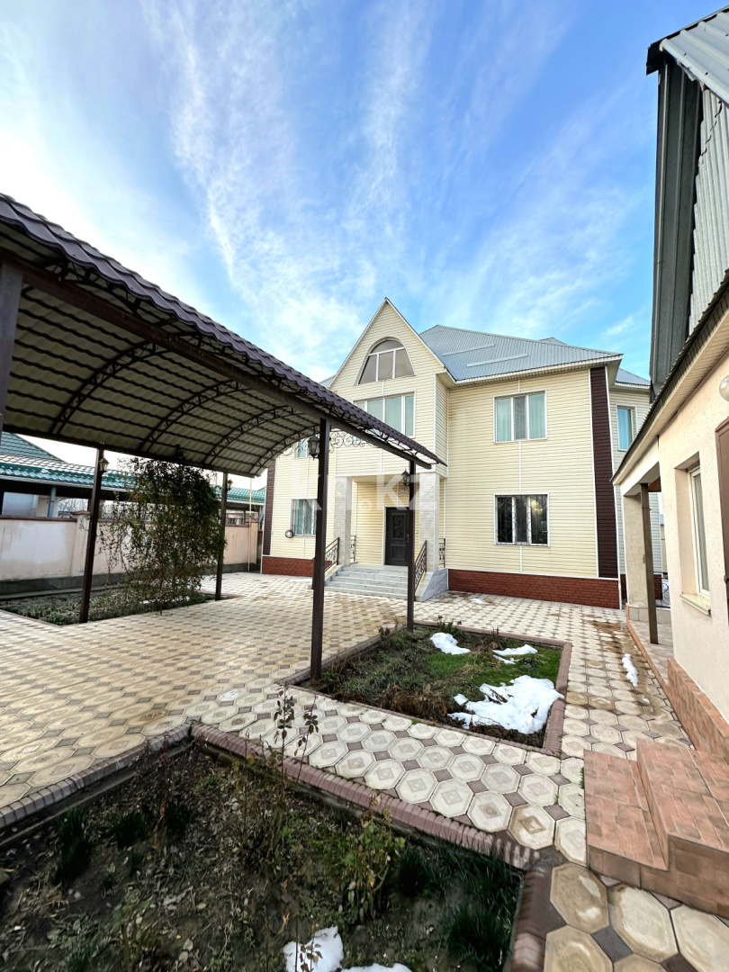 Продажа 10-комнатного дома, 294 м² в Шымкенте
