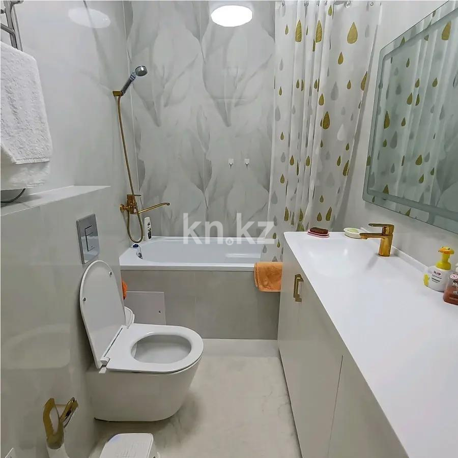 Продажа 3-комнатной квартиры, 95 м², ул. Толе би, дом  63 в Астане - фото 4