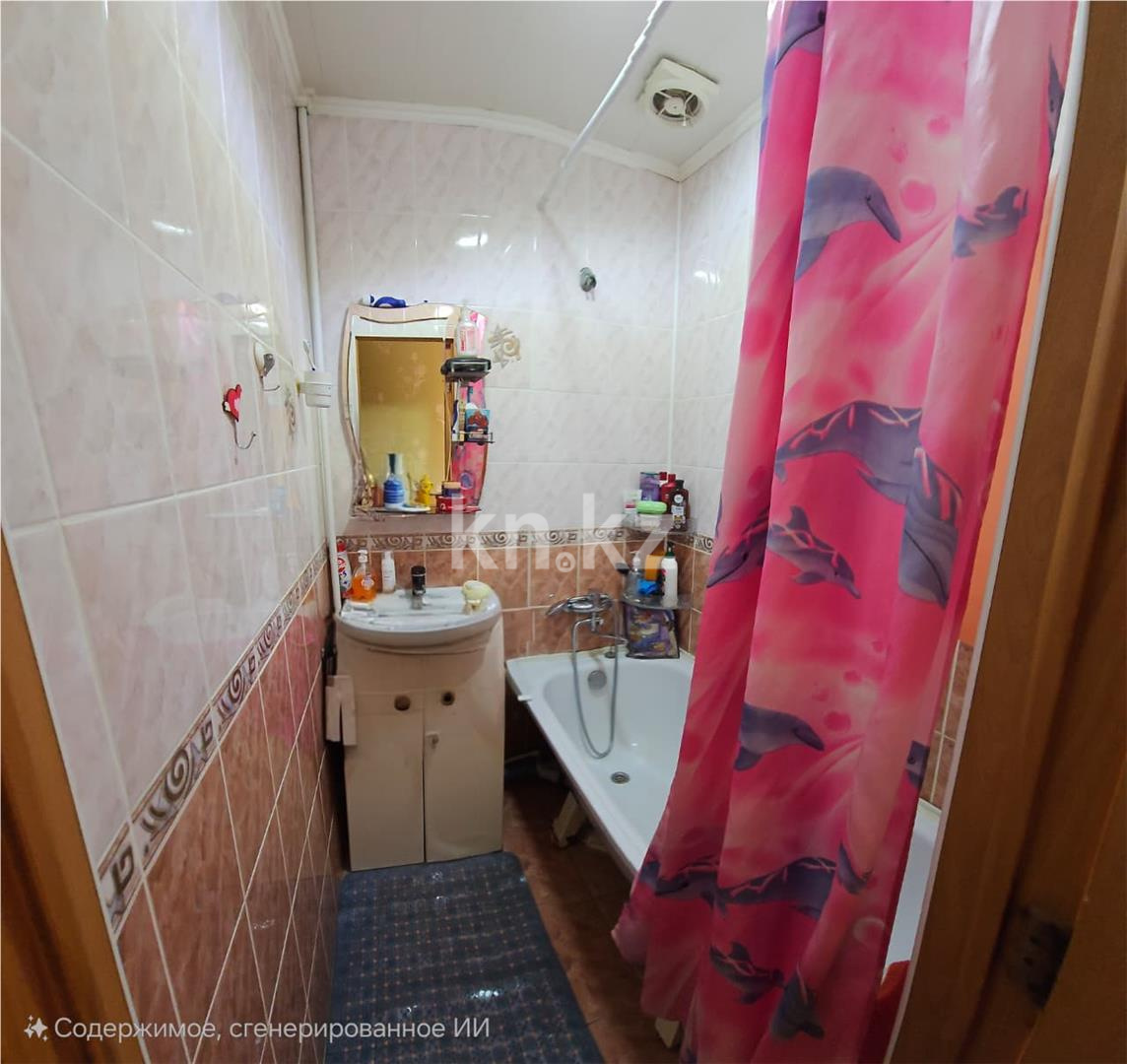 Продажа 4-комнатной квартиры, 61 м², мкр-н 11а в Караганде - фото 7