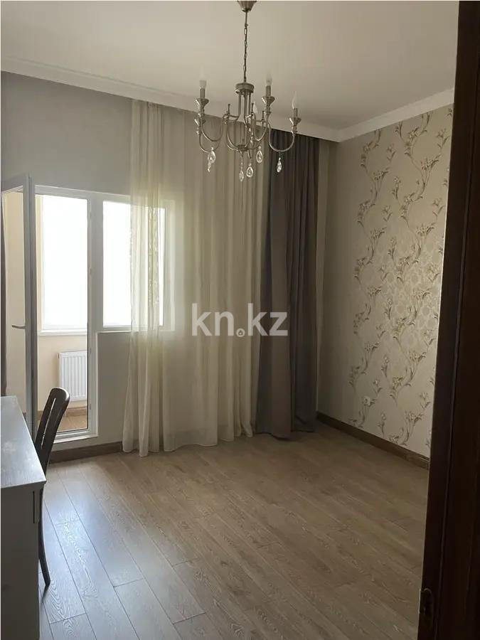 Продажа 3-комнатной квартиры, 82 м², пр. Улы Дала, дом  56/1 в Астане - фото 2