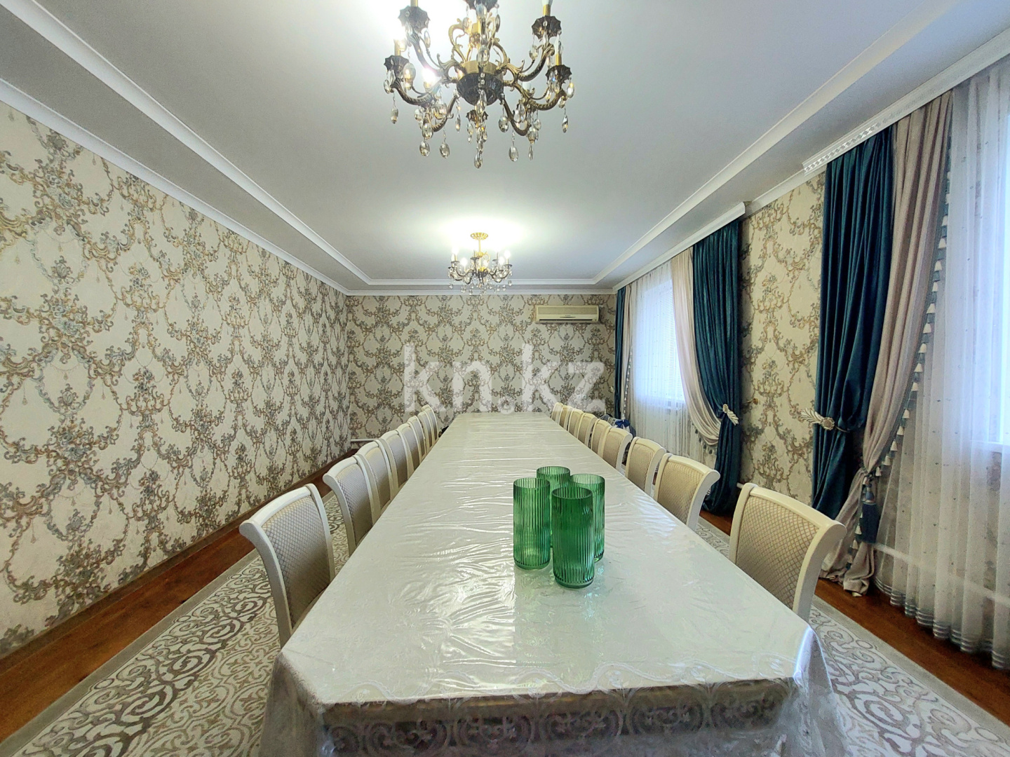 Продажа 6-комнатного дома, 252 м², ул. Сырым батыра, дом  64 в Шымкенте - фото 5