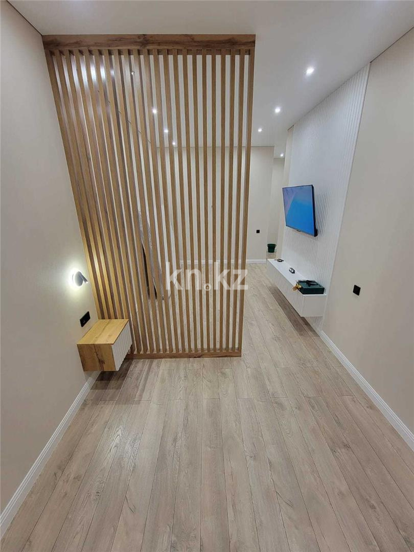 Продажа 1-комнатной квартиры, 45 м², пр. Республики в Караганде