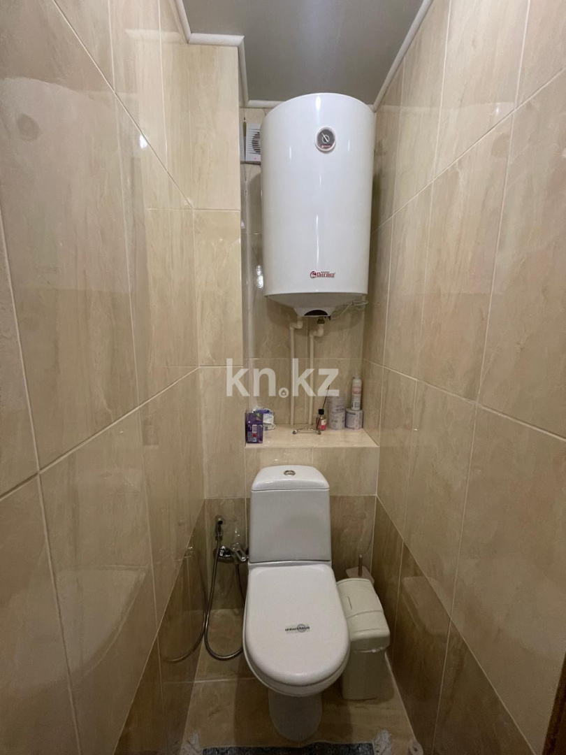 Продажа 4-комнатной квартиры, 71 м², ул. Гапеева в Караганде - фото 13