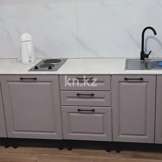 Продажа 2-комнатной квартиры, 42 м², ул. Толе би, дом  40 - ул. Баглановой в Астане