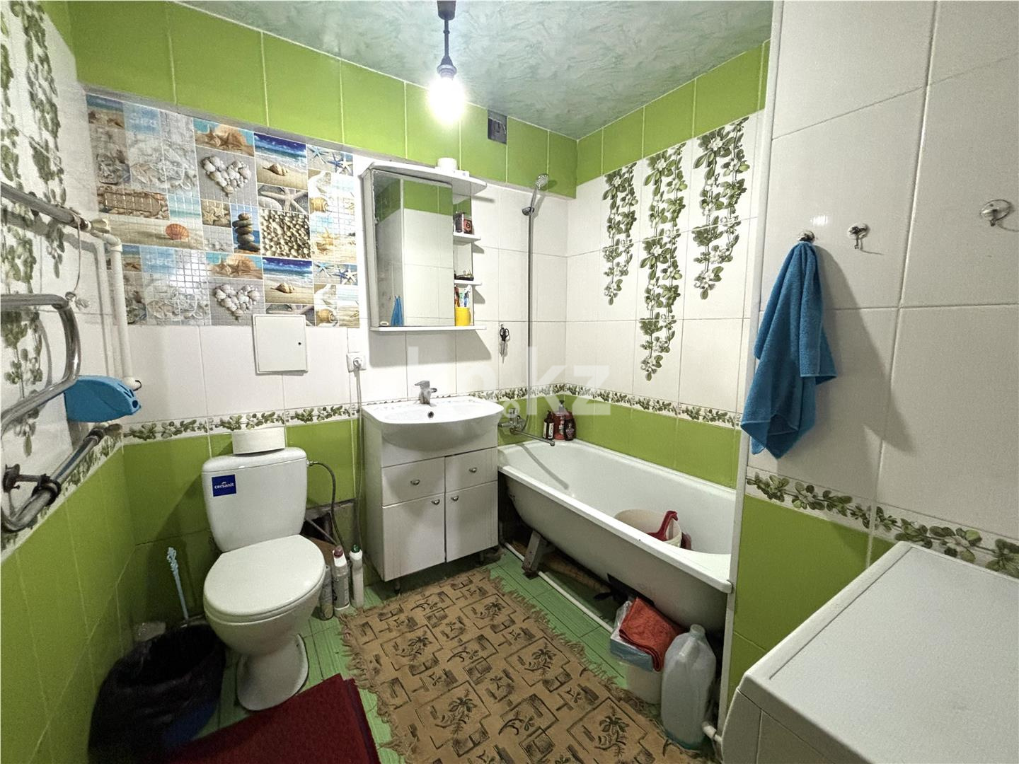 Продажа 3-комнатной квартиры, 62 м², ул. Аманжолова, дом  8 в Караганде - фото 9