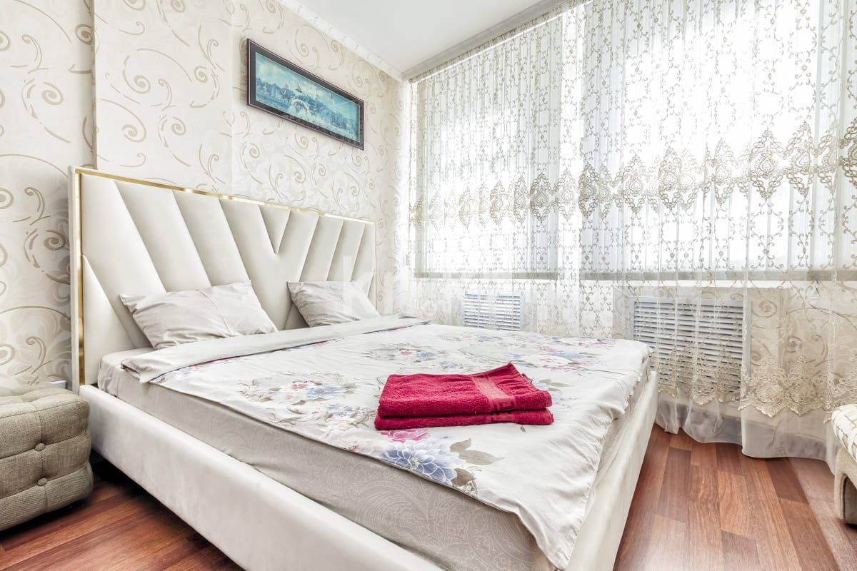 Аренда 1-комнатной квартиры, 48 м² в Астане