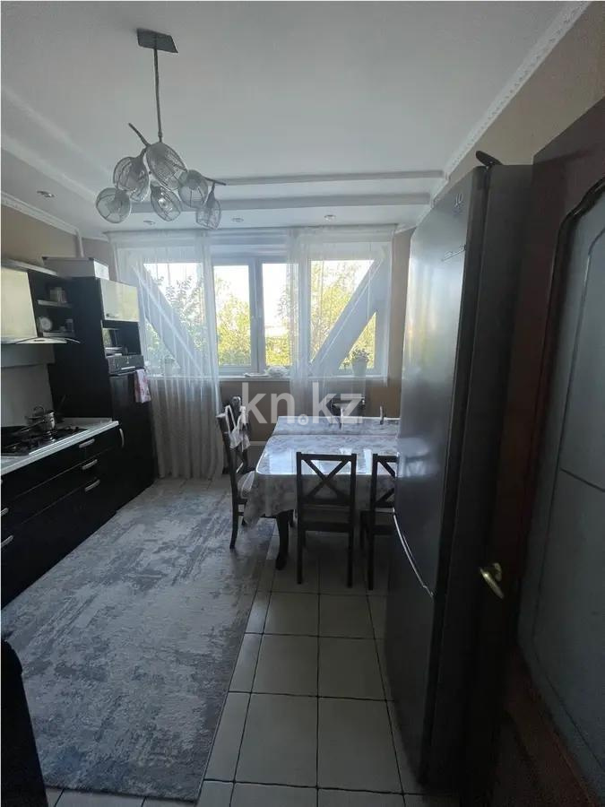 Продажа 3-комнатной квартиры, 76 м², мкр-н Аксай-4, дом  79 в Алматы - фото 4