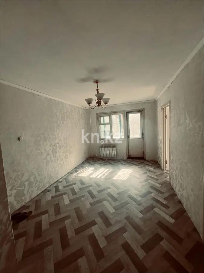 Продажа 3-комнатной квартиры, 47 м², мкр-н 15, дом  5 в Караганде